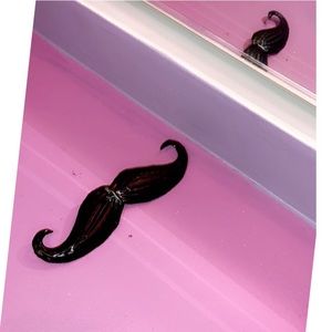 * Mustache Wall Decorative👨🏻
